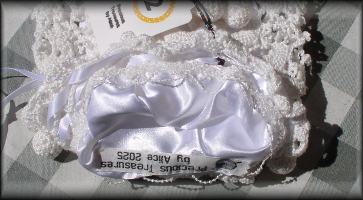 English White Rose 2 inside